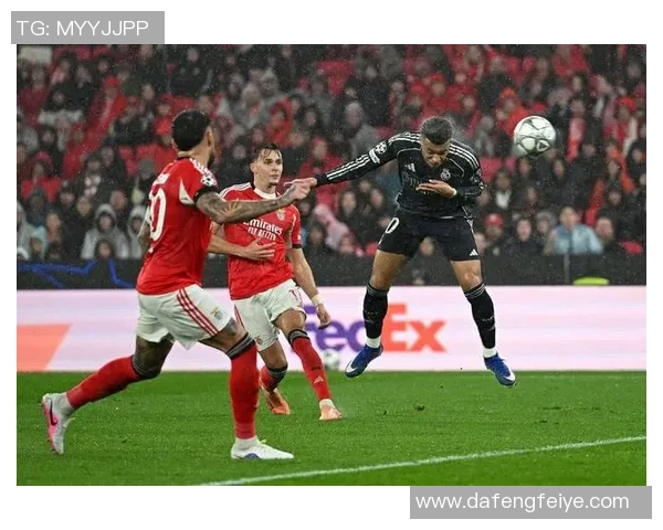 友谊赛本菲卡与热刺战平红牌争议引发全场热议