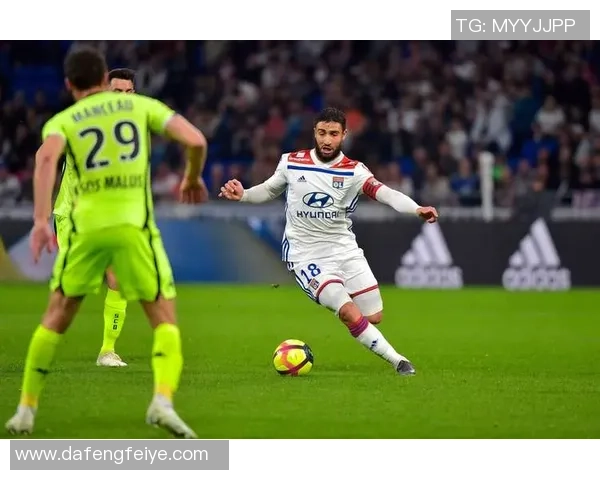 欧联杯精彩对决里昂逆转莱比锡引爆全场激情时刻分析